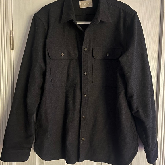 Everlane Heavyweight Overshirt Flannel Button Down Shirt in Charcoal Heather - Picture 5 of 7